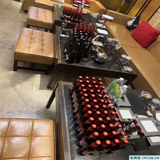 成都洲际KTV热招包厢服务员，稳定生意等你来加入