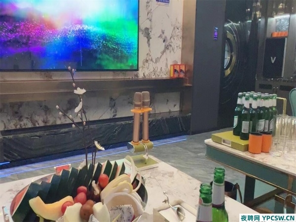 成都夜总会招聘迎宾，提供住宿，开启你的璀璨星途